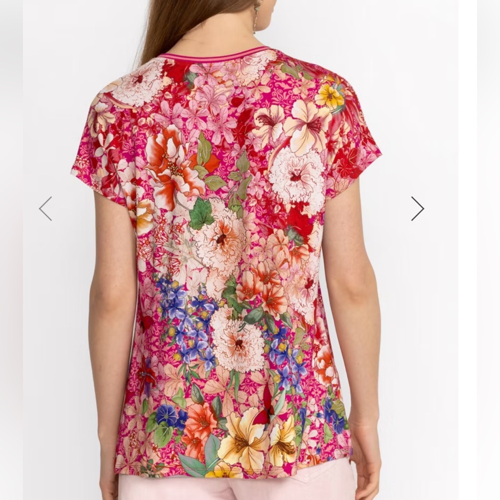 Johnny Was FRAME RELAXED DOLMAN SLEEVE TEE . Size L breathable & flowery fabric - Picture 2 of 9